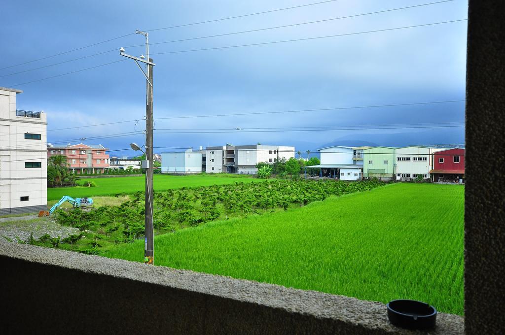 Happy Orange Homestay Yilan Kültér fotó